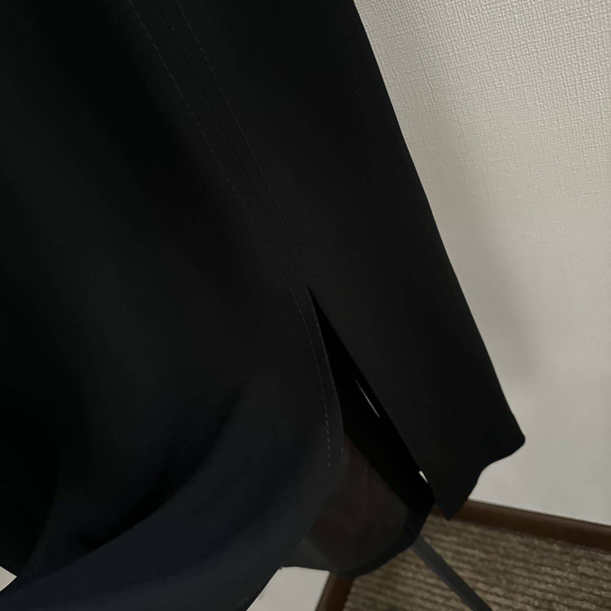 伊太利屋 スカート ブラック ラインストーンの画像3