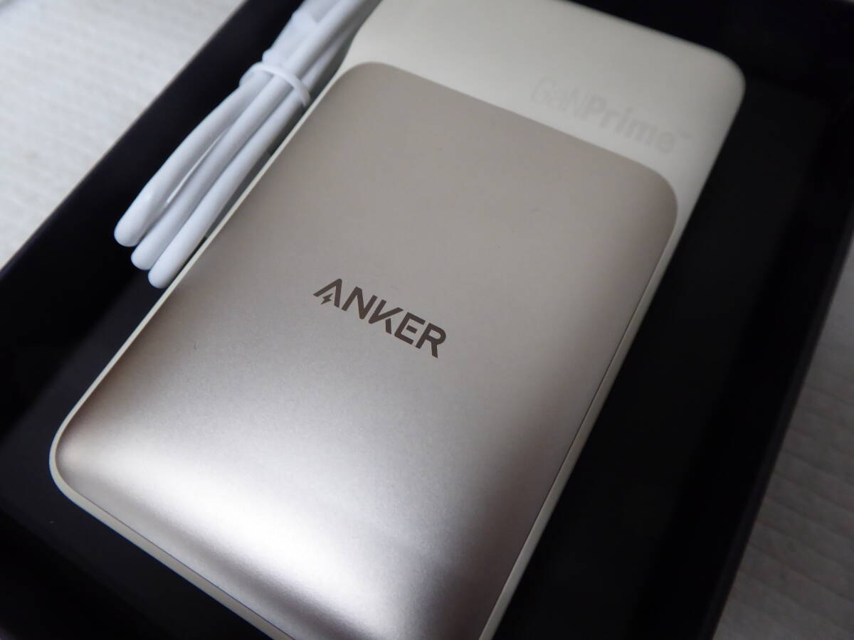 未使用品 ANKER アンカー Anker 733 Power Bank A1651 10000mAhモバイルバッテリー搭載 USB充電器 急速充電器 定形外郵便510円 D2-A_画像2