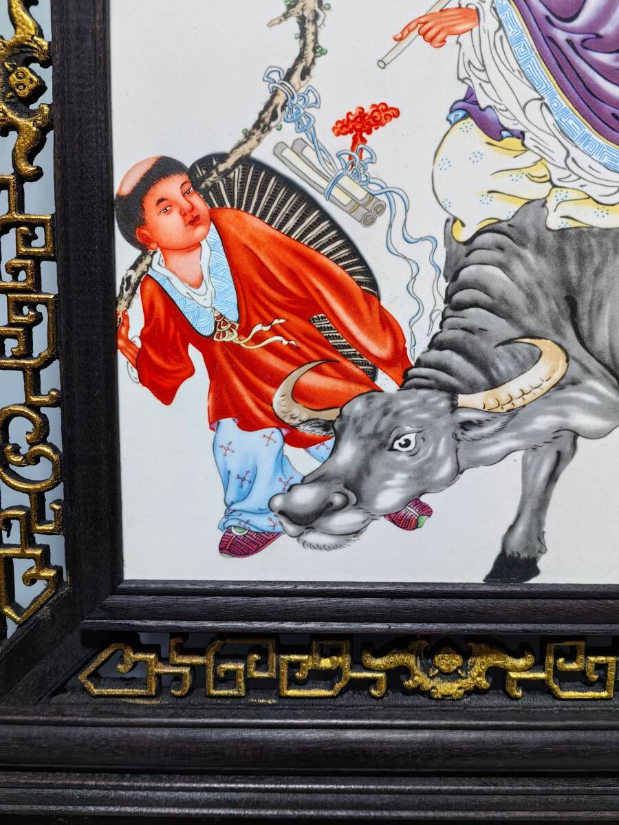 珍品旧蔵*中国*赤木に金磁器板画の彩色を施