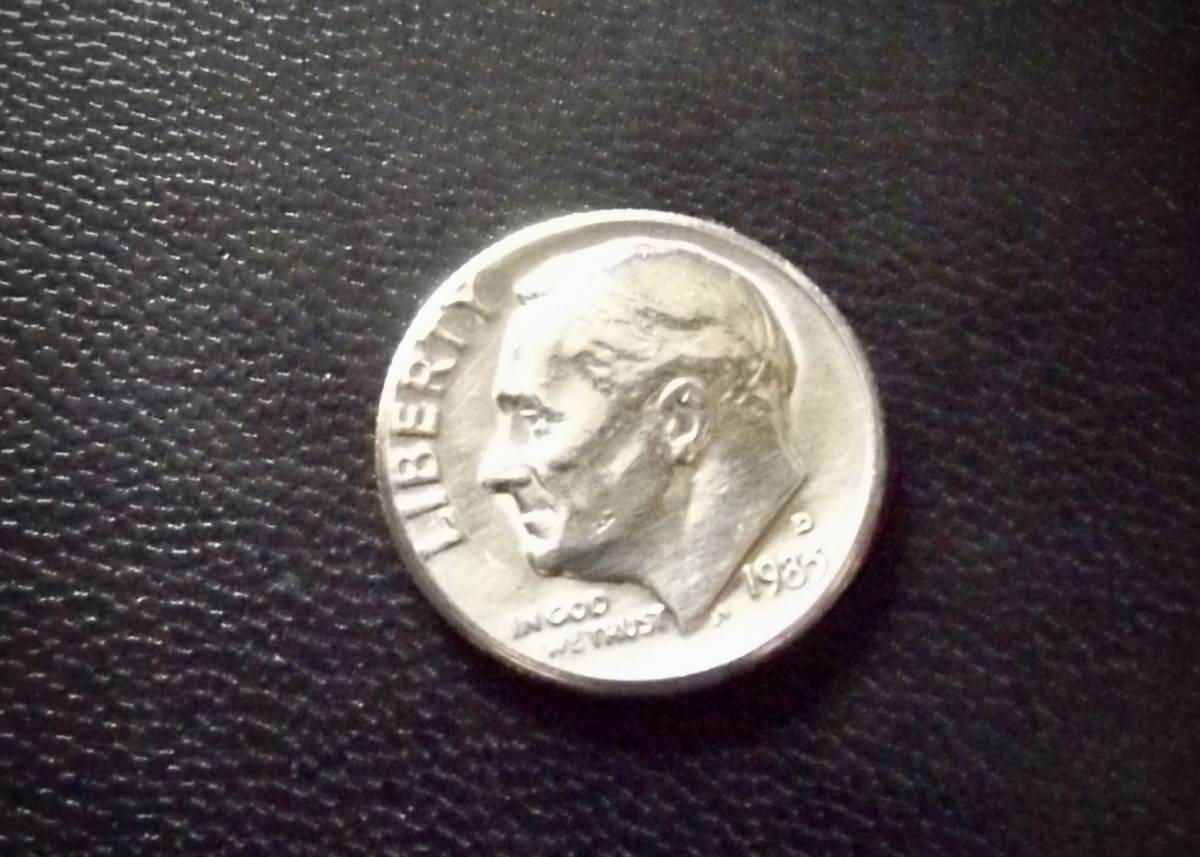 アメリカ合衆国 10セントコイン 1983年 D刻印  送料無料（8143）ルーズベルト USA  お金 貨幣 硬貨 ダイム ドル   の画像1
