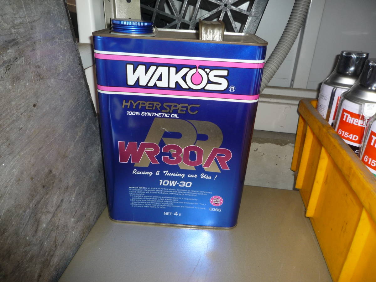 ワコーケミカル WAKOS WR-R ダブリューアールR WR30R 10W-30 レーシング＆チューニングカー用高性能エンジンオイル4L 4CR 4CTの画像1