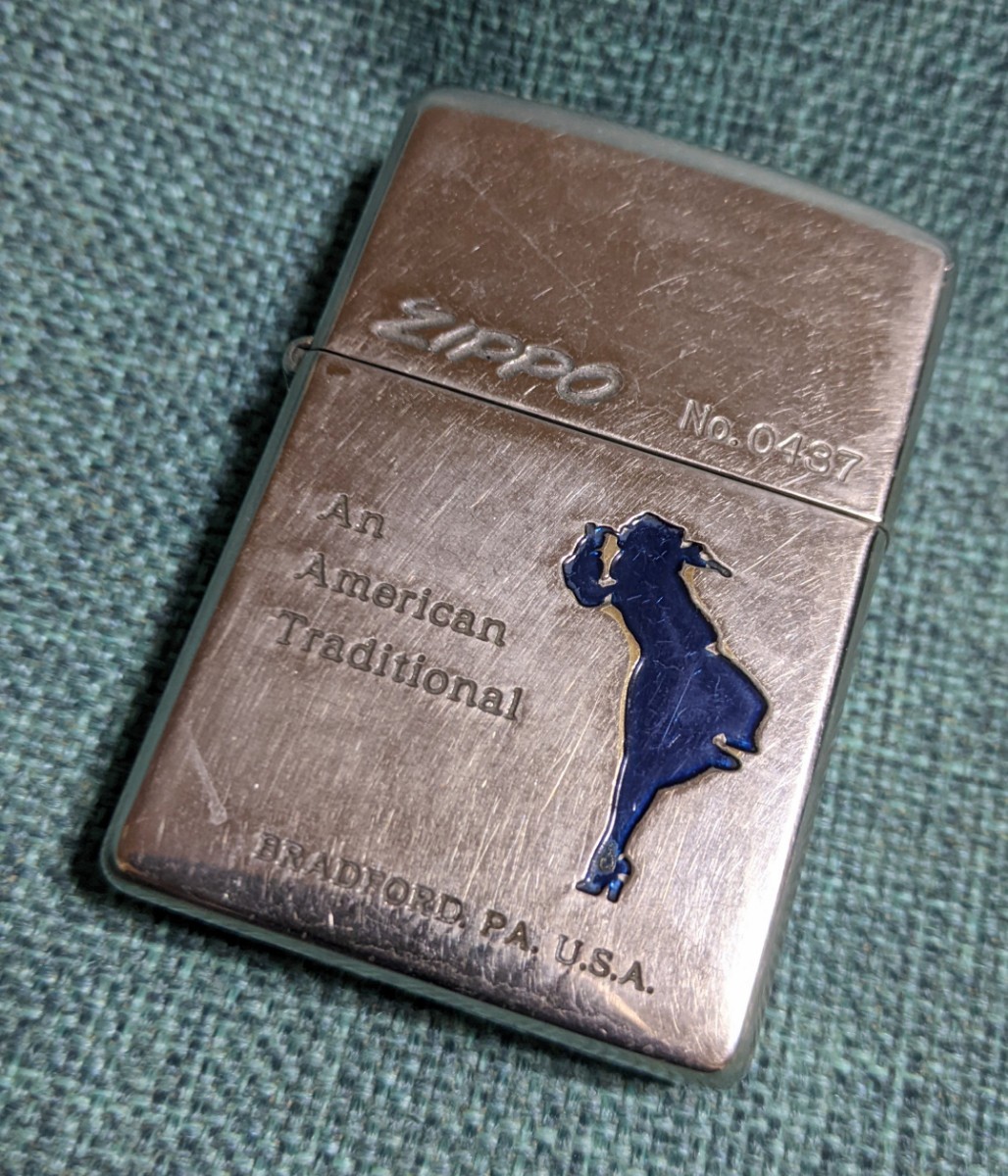 希少 限定 ヴィンテージ ZIPPO BLUE WINDY Marilyn Monroe ジッポー J- 02- 2002 年製造 ブルーウインディ シリアルナンバー入りの画像1