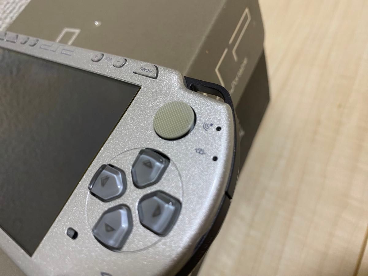 PSP ファイナルファンタジー7 クライシスコア 本体 同梱版 特典 PSP ファイナルファンタジー7 クライシスコア 本体 同梱版 特典