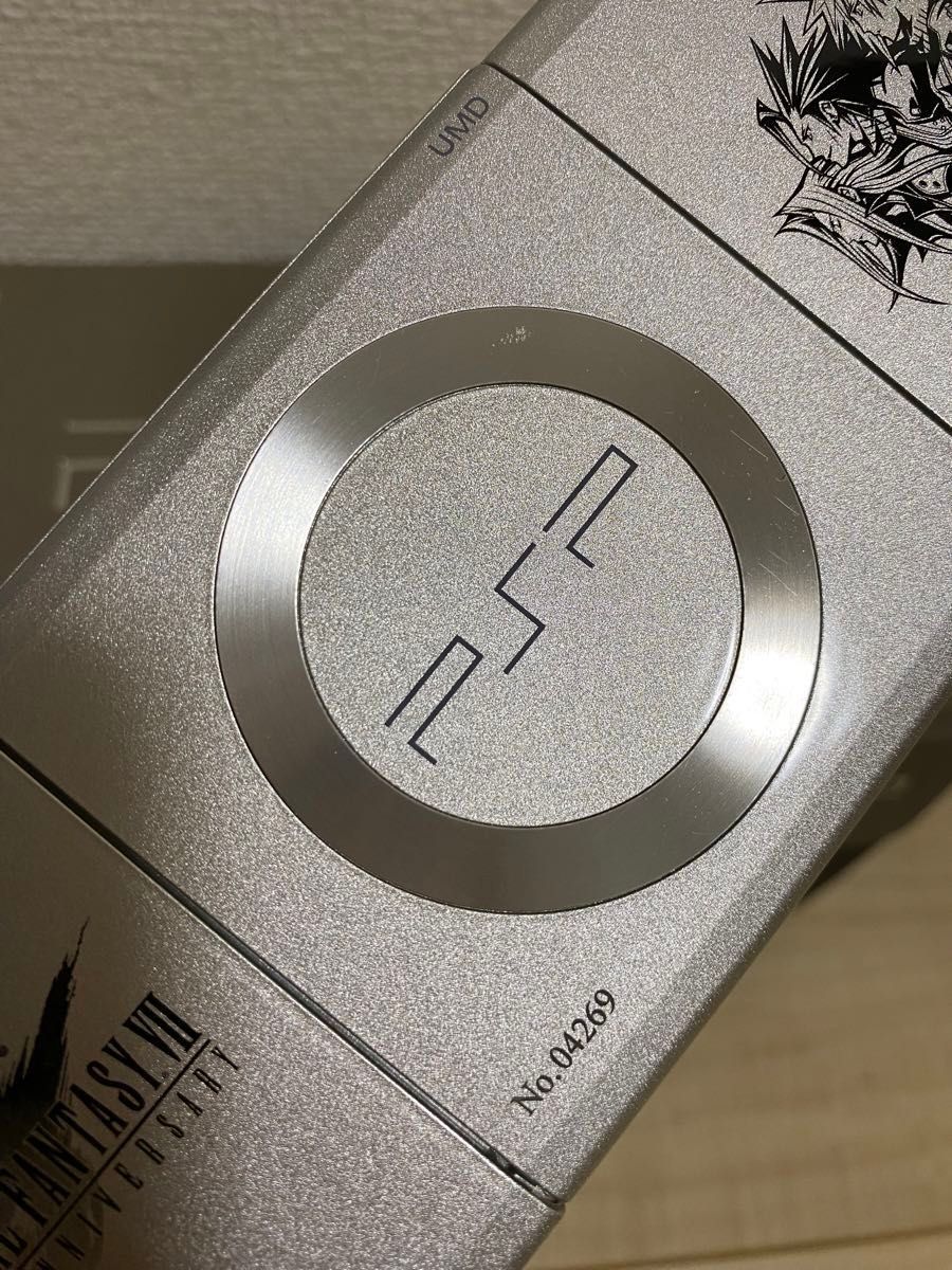 PSP ファイナルファンタジー7 クライシスコア 本体 同梱版 特典 PSP ファイナルファンタジー7 クライシスコア 本体 同梱版 特典