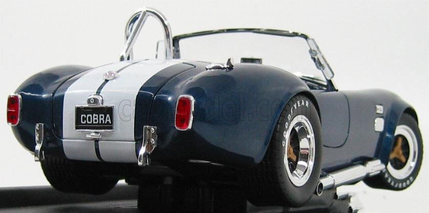 Shelby Collectibles 1/18 シェルビー コブラ 427 S/C 1965 キャロル Shelby Cobra 427 S/C Convertible Carroll Shelby 121_画像4