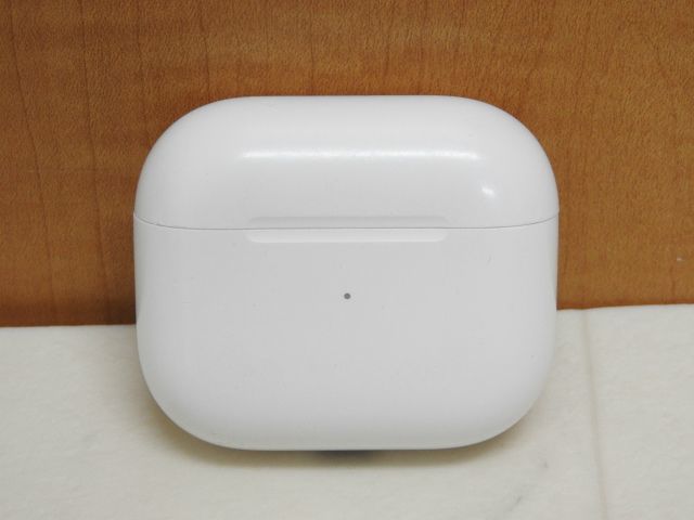1円〜 中古 Apple AirPods 第3世代 ケース A2566 ケースのみ イヤホン無し その131_画像2