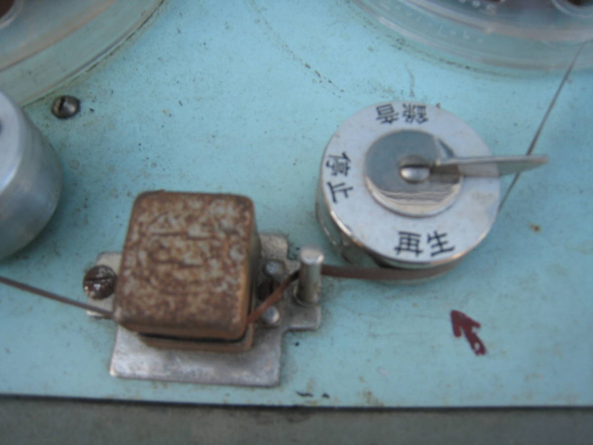古いテープレコーダー　日本製　メーカー不明　ジャンク品_画像4