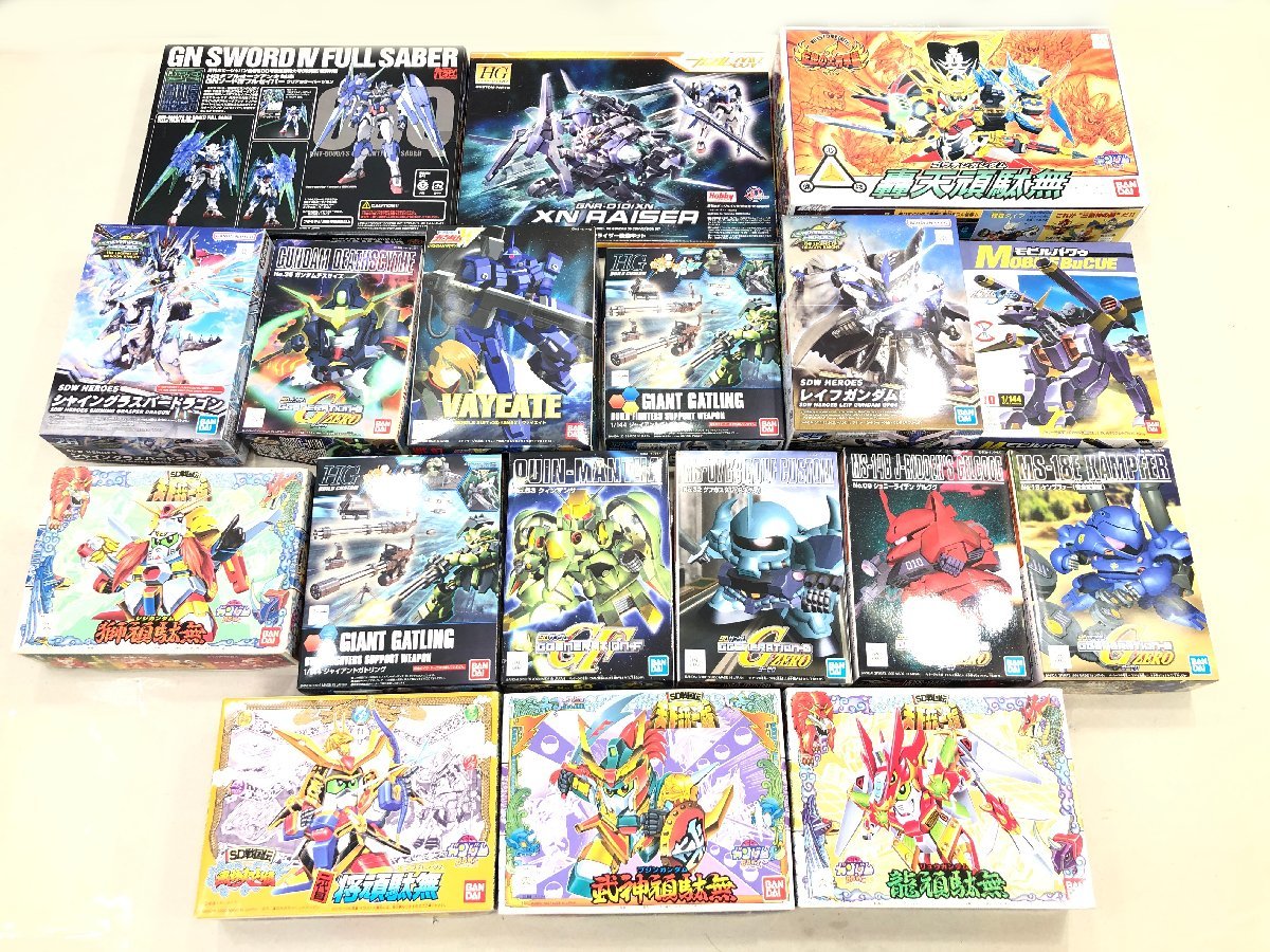 △【1】未組立 現状品 ガンプラ おまとめ SDガンダム 轟天頑駄無 / ジーゼロ / ビルドファイターズ など 同梱不可 1円スタート_画像1