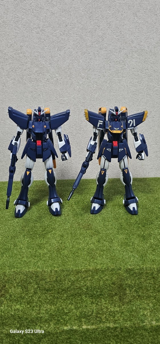 MG ガンダムF91 Ver.1.0(ハリソンマディン専用)完成品2体セット(ジャンク)_画像2