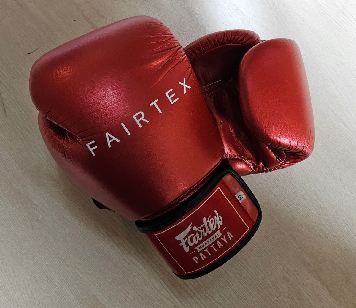 希少モデル】Fairtex フェアテックス ボクシンググローブ 10 希少モデル】Fairtex フェアテックス ボクシンググローブ 10