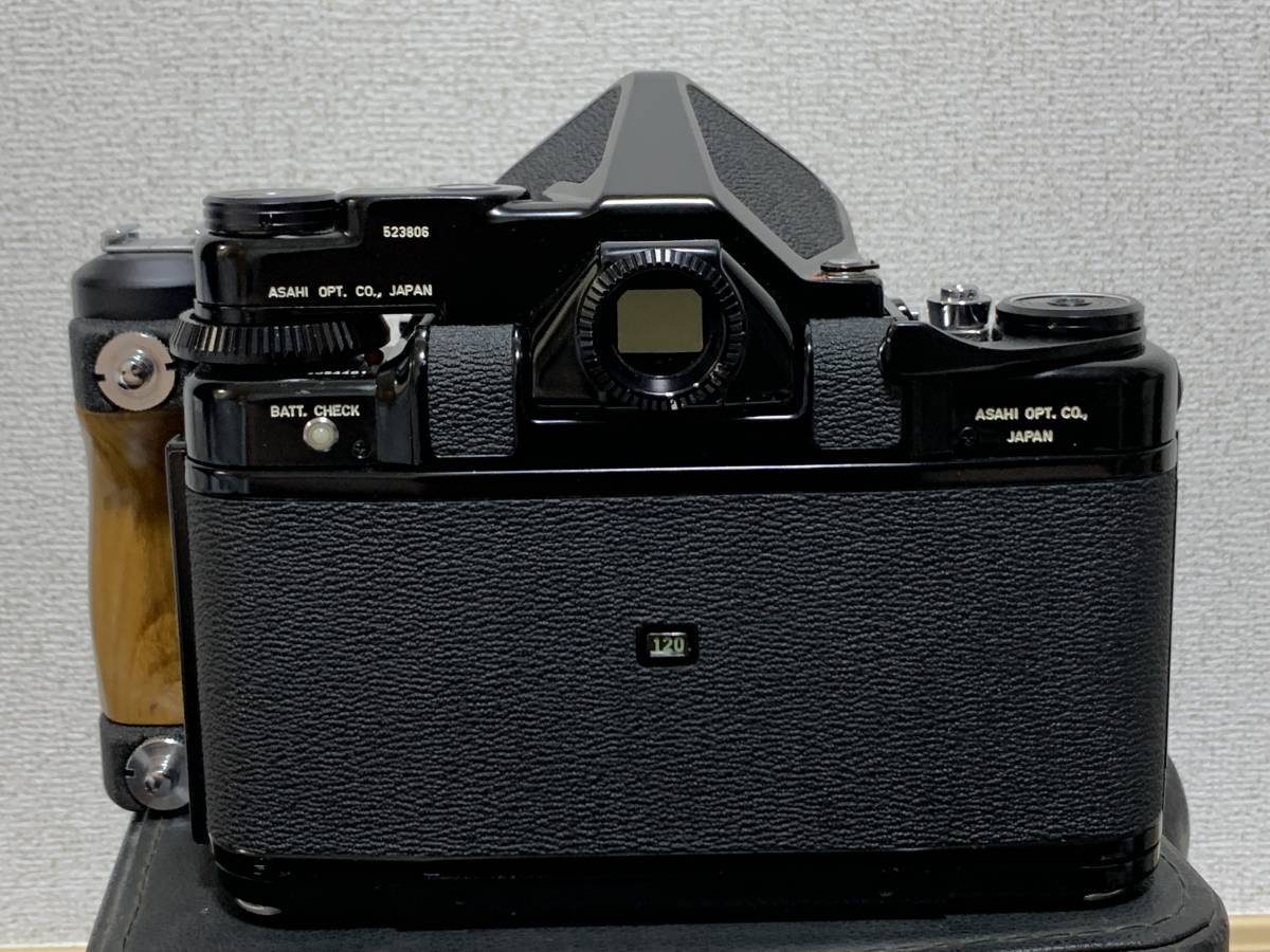 PENTAX 6x7・Super-Multi-Coated TAKUMAR/6x7 1:2.4/105 ケース付 中古カメラ【福CR-806】_画像2