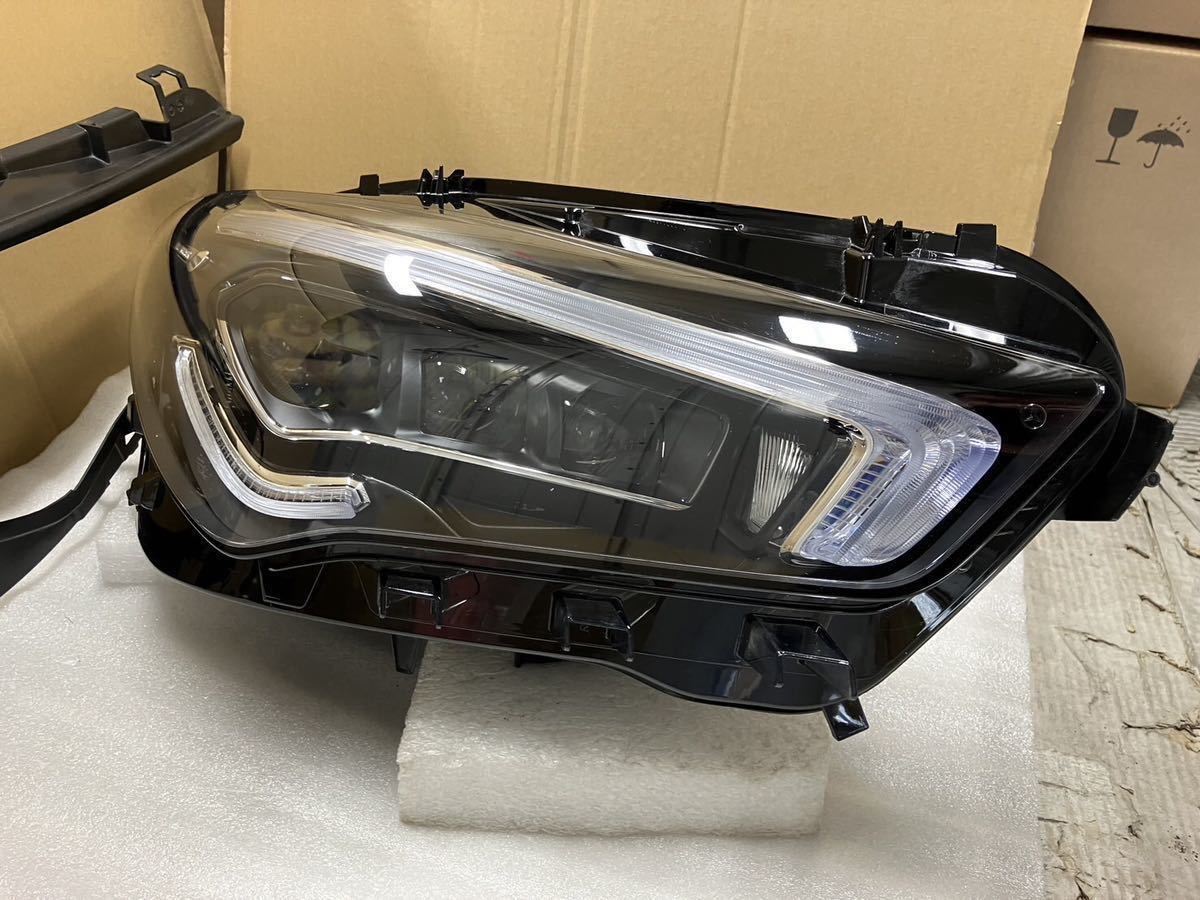 ベンツ W118 CLA マルチビーム LED 左 ヘッドライト 純正 破損無し 補修跡無し 水滴跡無し 【値下げ】_画像1