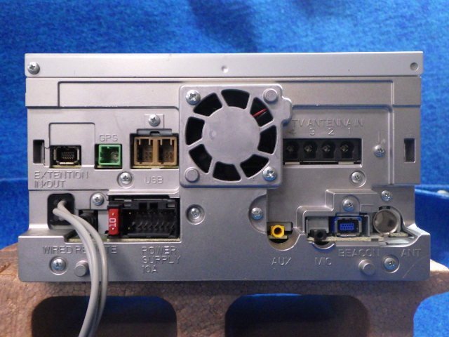 カロッツェリア　メモリーナビ　AVIC-MRZ099W　2013年データ　フルセグ　DVD再生　Bluetooth　動作確認済　(V)_画像9