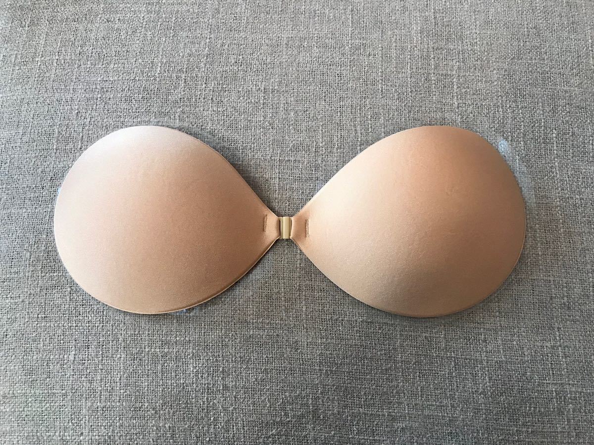 3D立体 ５倍盛り シリコンブラ ヌーブラ Cカップ 激盛り nubra 水着 ビキニ コスプレ ドレス 育乳 バストメイク バストアップ 匿名発送！_画像10