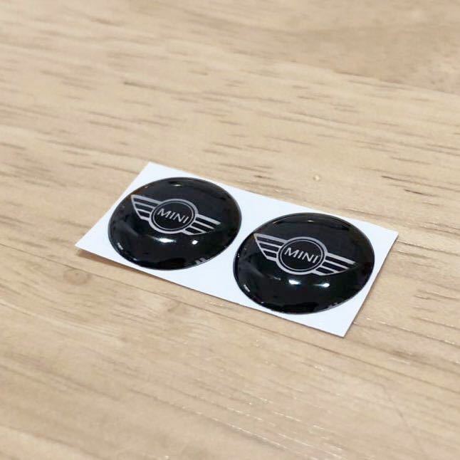 ミニクーパー エンブレム 3Dシール ２個セット　エポキシ樹脂 BMW ロゴ 鍵穴隠し エンブレム ステッカー mini ミニクーパーエンブレム_画像3