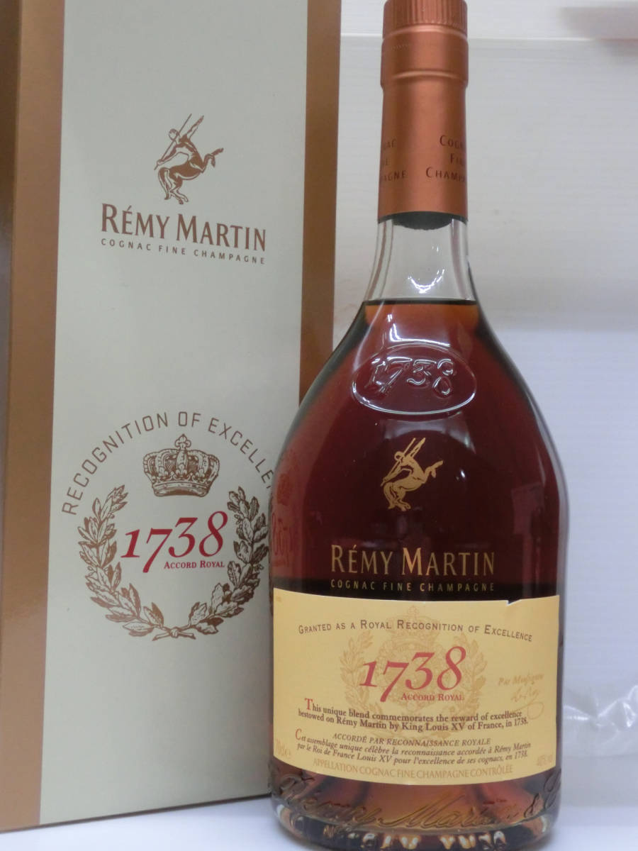 ‡ 0271 【未開栓・古酒】 REMY MARTIN ACCORD ROYAL レミーマルタン アコードロイヤル 1738 コニャック ブランデー 700ml 40% 元箱付の画像1