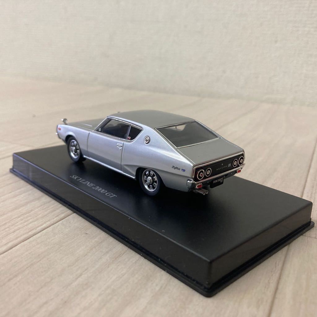 美品 1/43 DISM SKYLINE 2000GT KGC110 ケンメリ スカイライン HT シルバーメタリック ディズム ミニカー_画像7