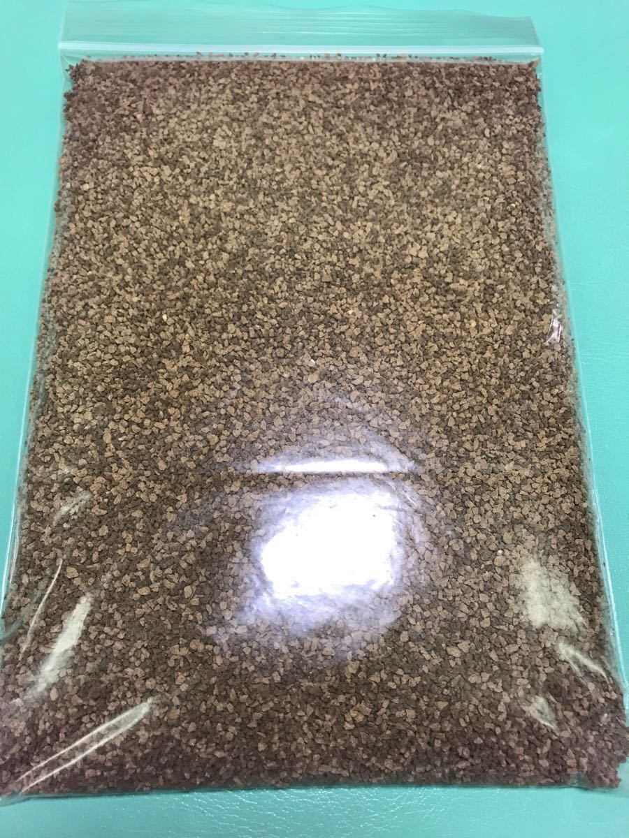 『ハイブリッドヘラペレットMLサイズ』さなぎ粉もオキアミ粉も両方配合されてるヘラペレット2kg入り ヘラブナ釣りの餌の画像3