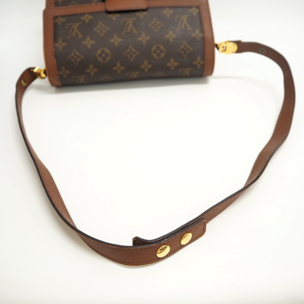 LOUIS VUITTON/ルイヴィトン ビトン M51410 ドーフィーヌ LVロゴ LOUIS VUITTON/ルイヴィトン ビトン M51410 ドーフィーヌ LVロゴ