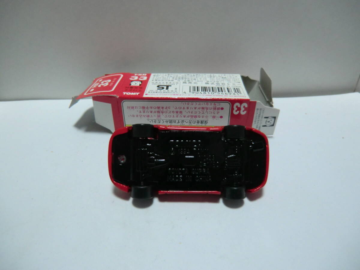 【tomica MADE IN CHINA 旧No.33 トヨタ ス-プラ、ａ MLUX OSAKA特注品・現状品】赤色ボディ+白色ラインタンポ＆旧1Kホイ-ル装着品_画像8