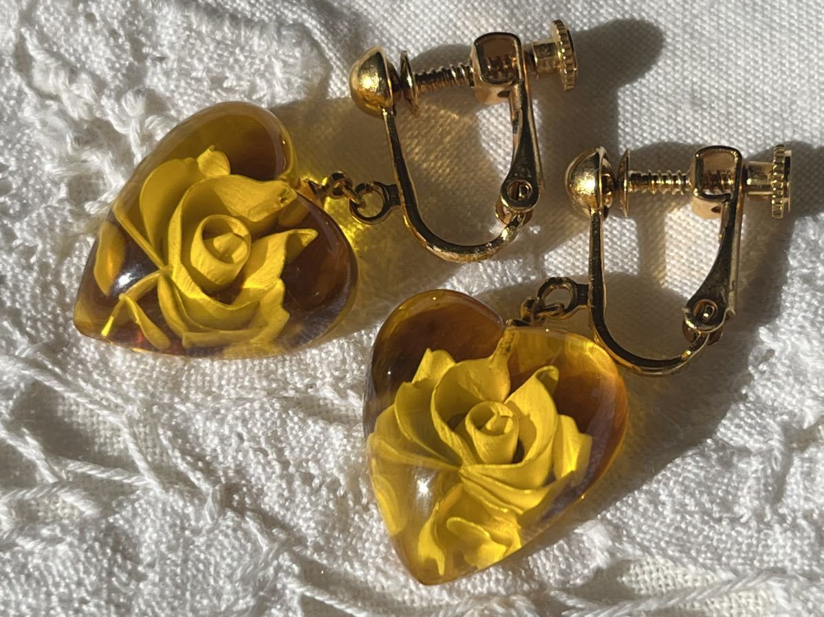 ヴィンテージ ** リバースインタリオの美しいイヤリング vintage earringsの画像1