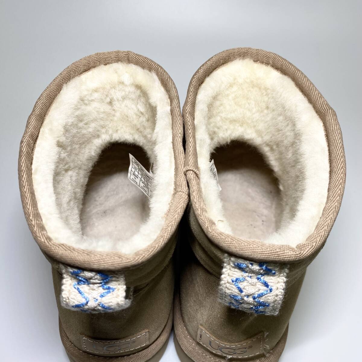 美品 【UGG】アグ 27 0cm ベージュ サンド クラシックミニ 美品 【UGG】アグ 27 0cm ベージュ サンド クラシックミニ