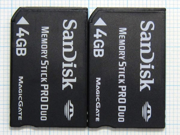 *SanDisk memory stick PRODuo 4GB 2 sheets used * postage 63 jpy ~