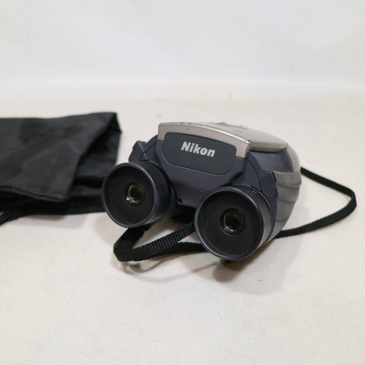 USED Nikon ニコン 双眼鏡 700M 8x-20x 光学機器 スポーツ レジャー ライブ フェス 中古_画像1