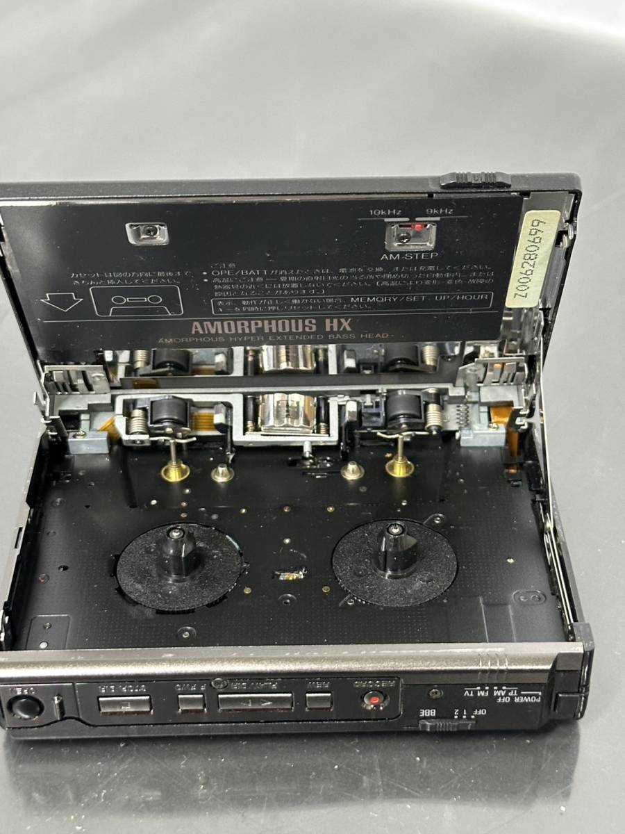 AIWA アイワ　カセットプレーヤー　HS-JX50 リモコン・バッテリー充電器付　ジャンク品_画像7