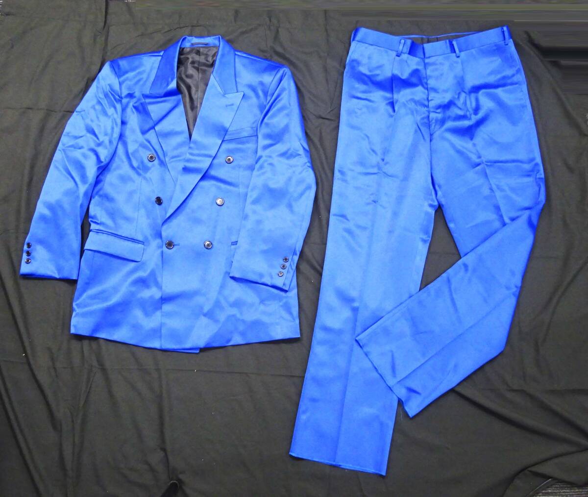◆(TH) 6ボタンダブルスーツ V-FIVE 上：3Lサイズ 下：ウエスト100 ブルー 青 上下セット セットアップ メンズファッション_画像1