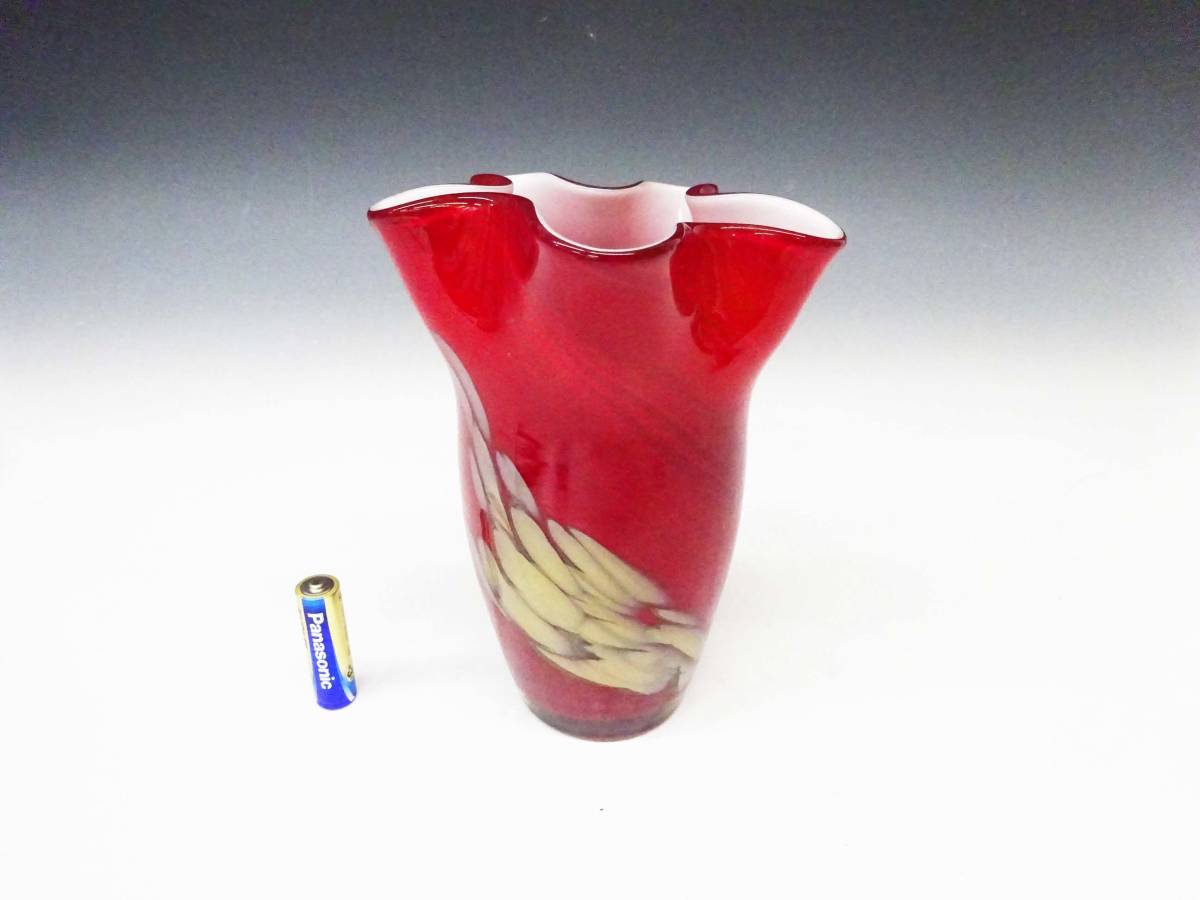 ●(KC) 花瓶 2個セット 赤系 グラデーション 硝子 フラワーベース 花器 花びん ガラス インテリア雑貨 置物 コレクション _画像2