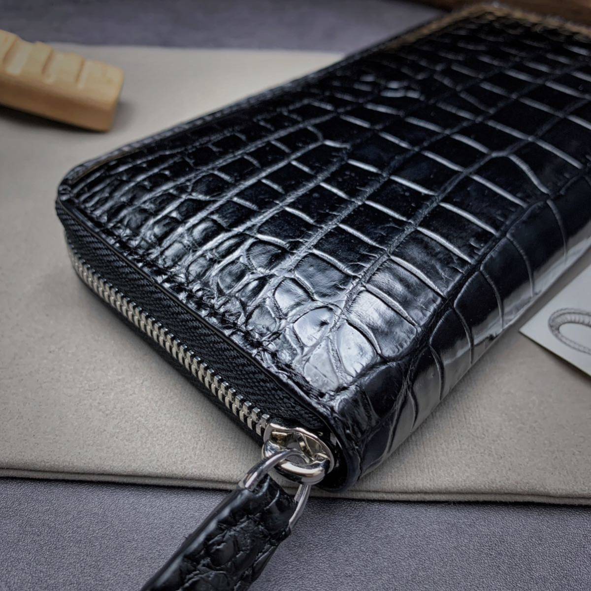  standard [ center one sheets leather ] crocodile wani leather long wallet round fastener genuine article guarantee . leather use change purse . equipped . leather business purse the truth thing photograph 