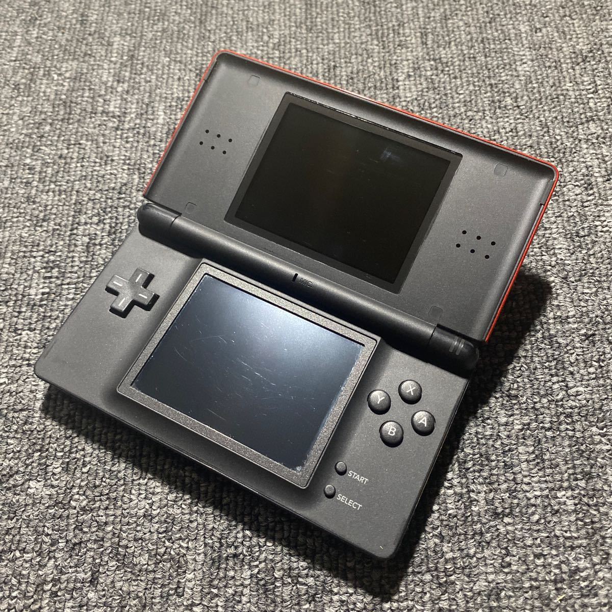 ニンテンドーDS lite クリムゾンブラック ほぼ 未使用 おまけ ニンテンドーDS lite クリムゾンブラック ほぼ 未使用 おまけ