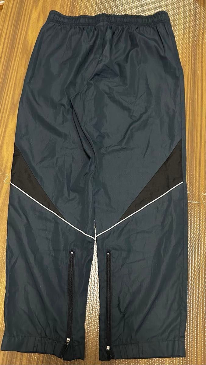 130センチ  アディダス ウィンドブレーカーパンツ  シャカシャカ スポーツ ジュニア ブラック adidas