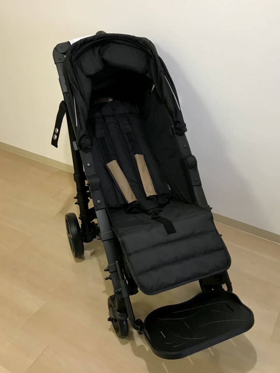 新品 Patron Piper Comfort 車椅子 バギー 高耐荷重 軽量 ブラック ベビーカー 特別支援 大柄な子供向け_画像4