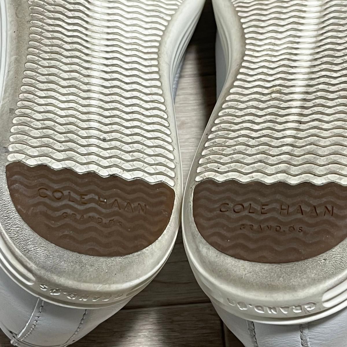 【美品】COLE HAAN（コールハーン）スニーカー 本革 レザー 白