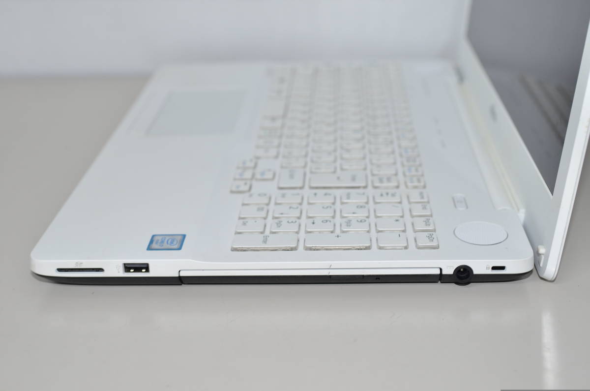 中古良品ノートパソコン 富士通 AH53/X Windows11+office 爆速SSD480GB core i7-6700HQ/メモリ8GB/15.6インチ/無線/WEBカメラ/ブルーレイ_画像4