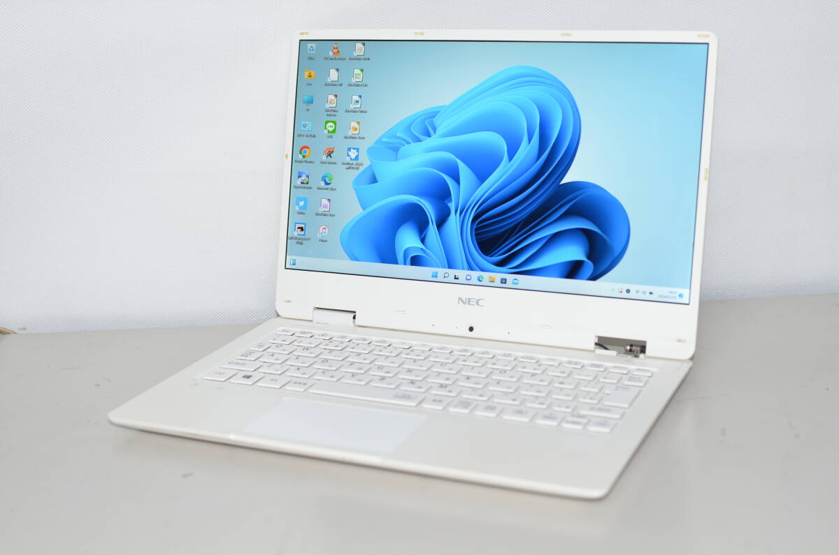 訳アリ軽量ノートパソコン NEC PC-GN15C79AD Windows11+office Celeron-3965Y/メモリ4GB/爆速SSD128GB /12.5インチ/webカメラ/無線内蔵