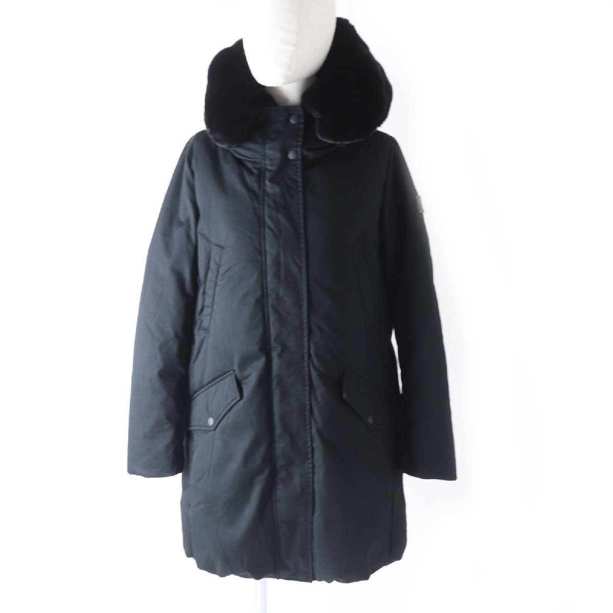 美品 WOOLRICH ウールリッチ WWCPS2869 COCOON PARKA コクーン パーカー ラビット・フード付き ダウンコート ブラック S 正規品 レディース