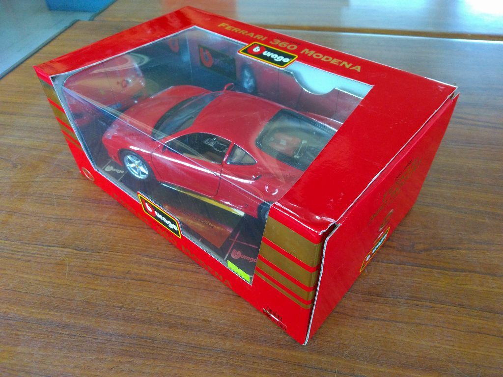 Burago ferrari 360MODENA 1/18 イタリア製　ブラーゴ フェラーリ 360 ミニカー_画像4