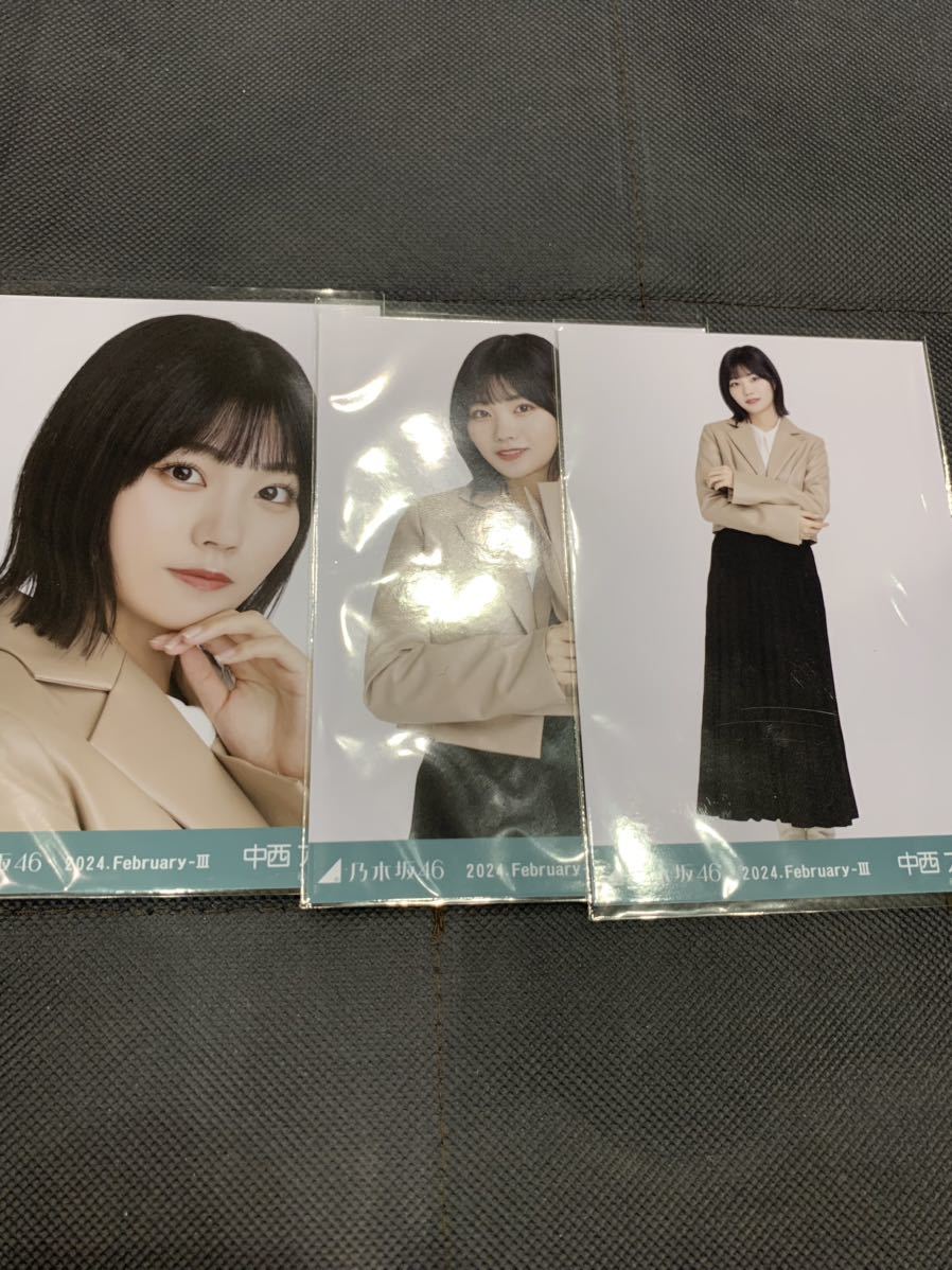 乃木坂46 生写真　コンプ　2020 ライブ　Tシャツ　私服　個別生写真　表題　グッズ　バースデー　レザー×ニットワンピ　中西アルノ_画像1