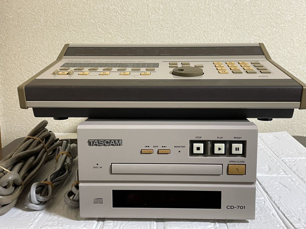 TASCAM タスカムCD-701 RC-701 業務用CDプレーヤー現状品本体 TASCAM タスカムCD-701 RC-701 業務用CDプレーヤー現状品本体