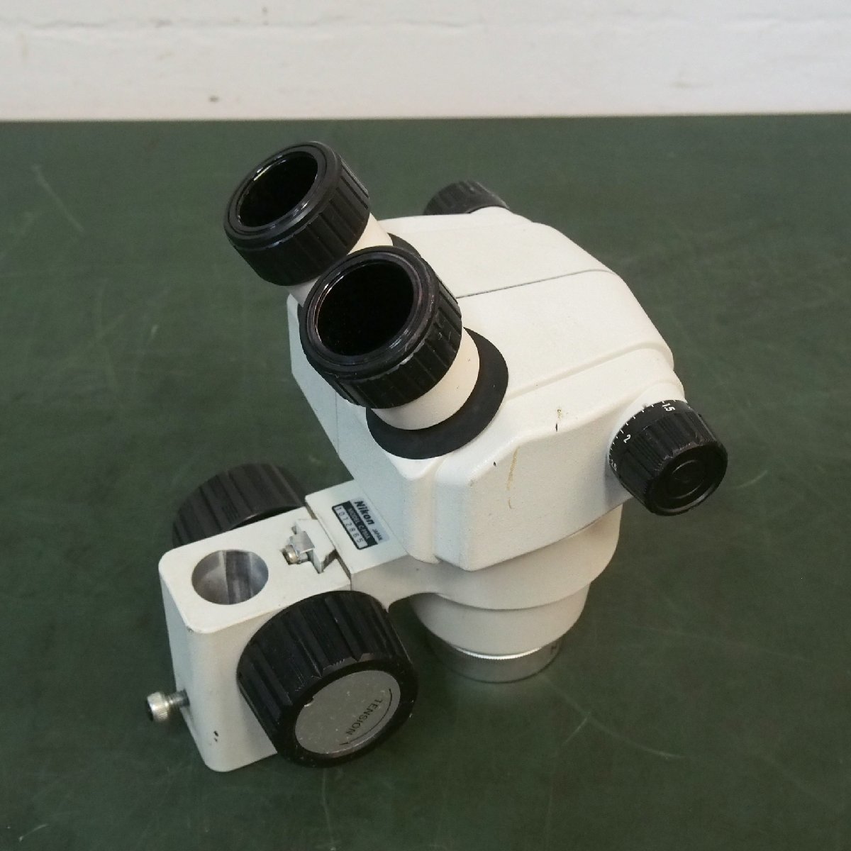 ☆【1W0202-1@】 Nikon ニコン 双眼顕微鏡ヘッドパーツ SMZ-1 ESD C-FMA⑤ ジャンク