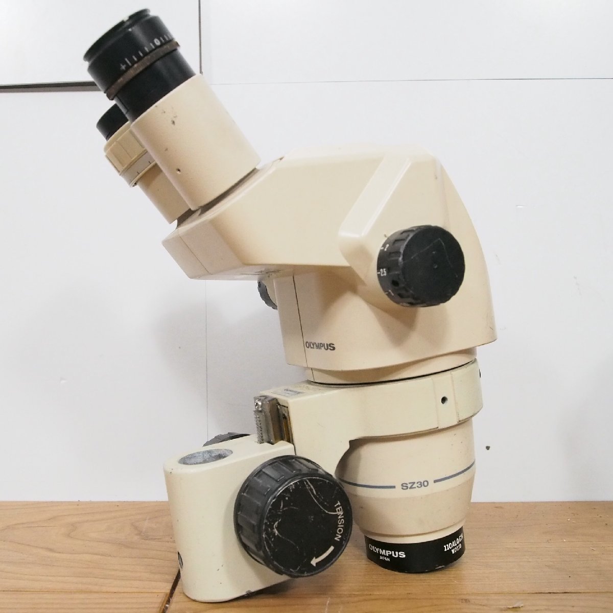 ☆【1W0202-1@】 OLYMPUS オリンパス 双眼顕微鏡ヘッドパーツ SZ30② ジャンク