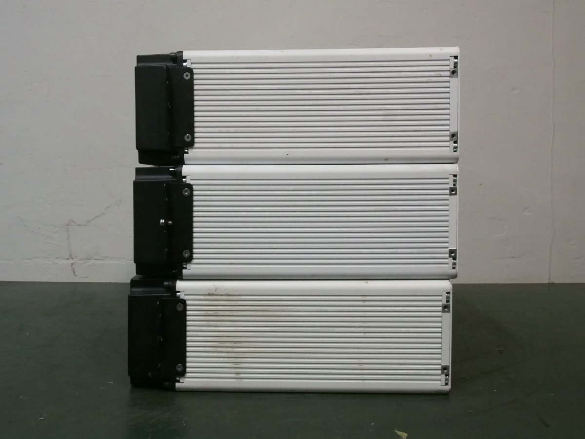 ☆【2H0220-25】 SHARP シャープ 蓄電池モジュール JH-AB07 Model EMA1-1610001 3台セット ジャンク_画像3