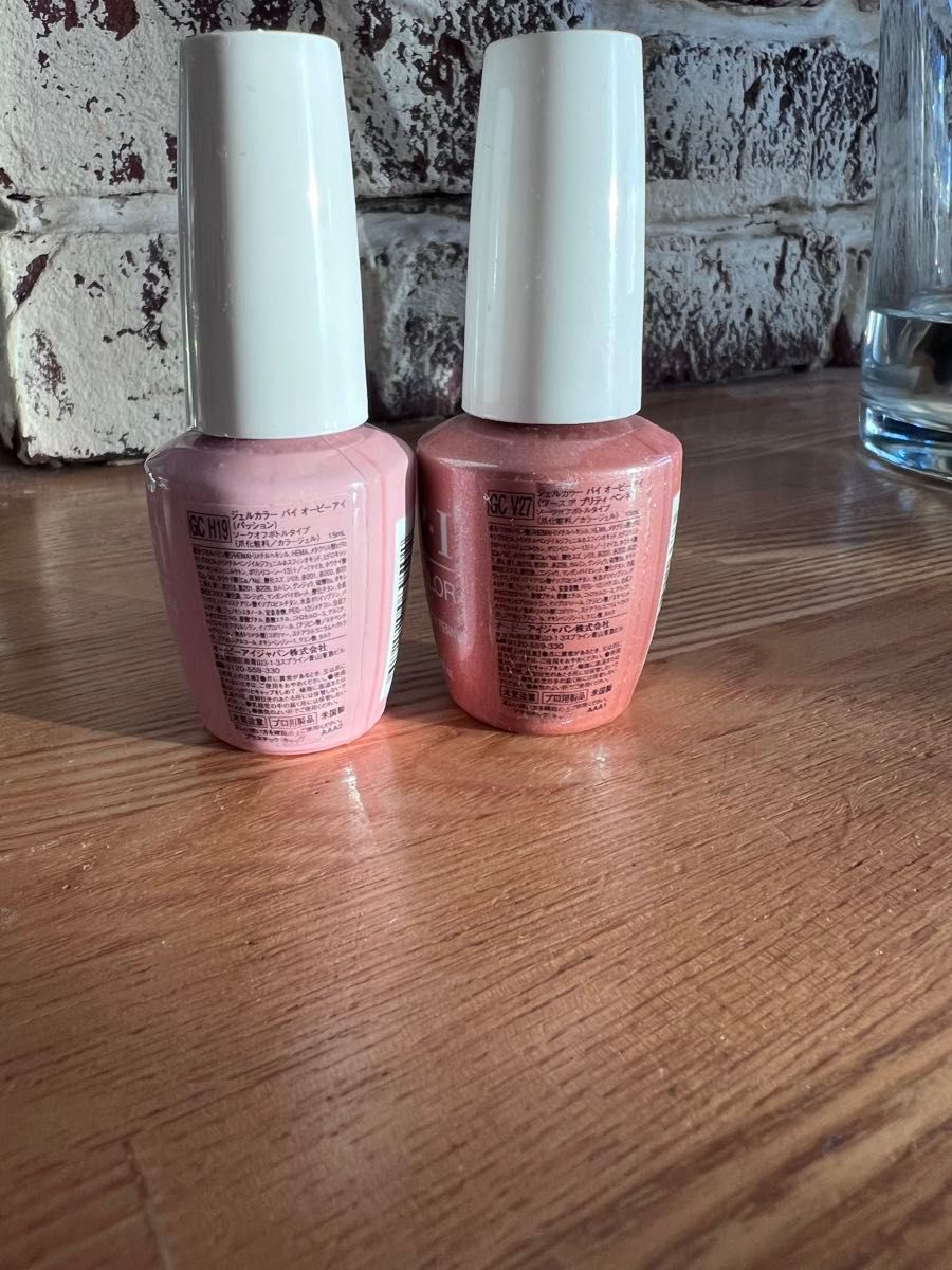 お値引き！！OPI ジェルカラー　バイ　オーピーアイ　2色　ブラウン&ピンク　2本セット