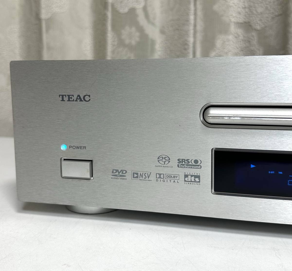 TEAC ティアック DV-15 ユニバーサルプレーヤー SACD/CD/DVD リモコン付き_画像2