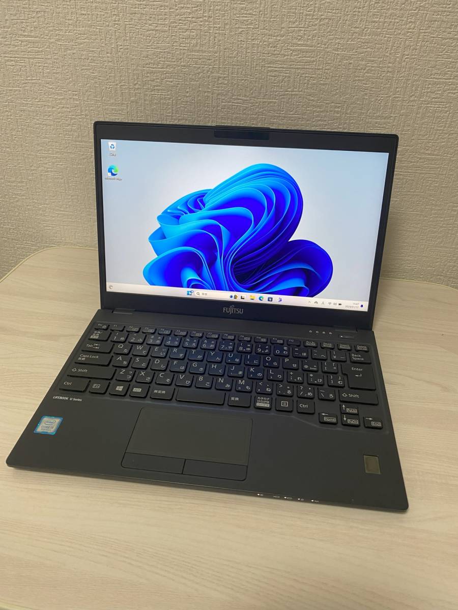 ■富士通 LIFEBOOK U939/A □Core i5 8365U □ SSD256GB □Win11 Pro □wifi□大容量バッテリー□_画像1