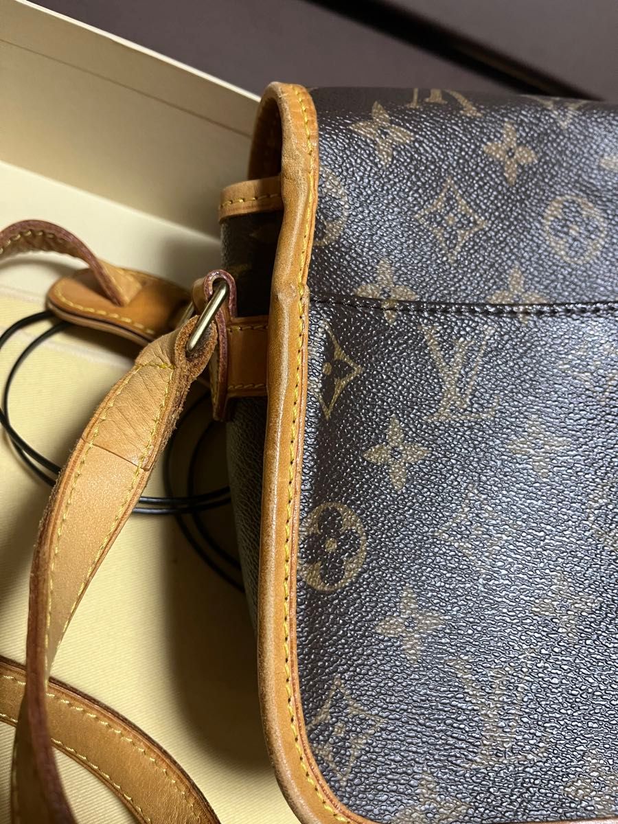 ルイヴィトン LOUIS VUITTON ソローニュ モノグラム ショルダーバッグ 斜め掛け 廃盤　人気　付属品あり 