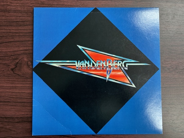 良品LP★Vandenberg/ヴァンデンバーグ★1st/輸入盤（1982年）★新品保護袋付★METALLICARATTDOKKENIRONMAIDENOzzyDIOMegadethACCEPT_画像4